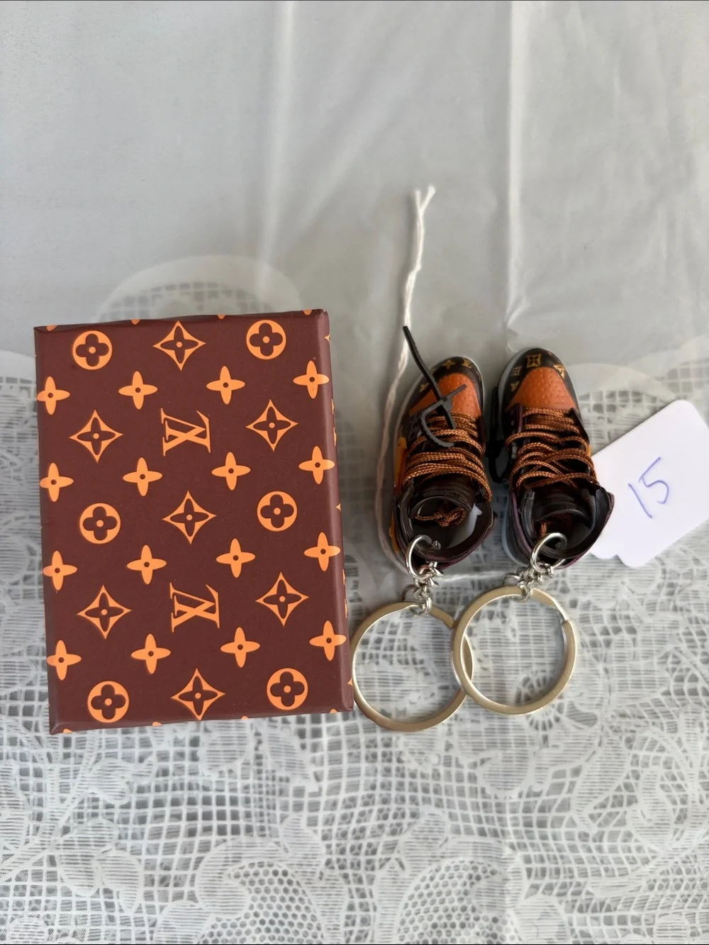 15,One Pair of Louis Vuitton Logo Brown & Orange Monogram Mini Sneaker Keychain - Picture 4 of 8